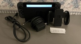 Good
													Nintendo Switch - Grey, 32 GB, photo 3 of 5