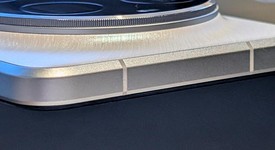 Mint
													Xiaomi 15 Ultra - Unlocked Non-US, White, 512 GB, 16 GB, photo 5 of 11