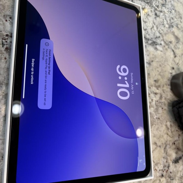 Apple iPad Pro 11 inch (M4) 2024 - Wi-Fi, 256 GB, Black, 8 GB, A2836, Standard Glass