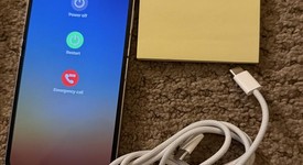 Good
													Samsung Galaxy Z Flip6 - Unlocked, White, 256 GB, 12 GB, SM-F741U1, photo 5 of 9