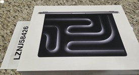 New
													MacBook Pro Late 2023 (M3) - 14" - Apple M3, Silver, 512 GB, 8 GB, 10-core GPU, photo 1 of 5