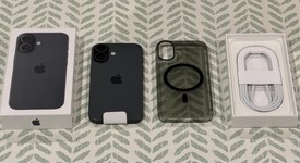 Mint
													Apple iPhone 17 - Unlocked, Black, 256 GB, A3258, photo 3 of 13