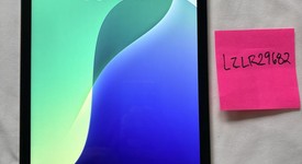 Mint
													Apple iPad Air 5th Gen - Wi-Fi, Starlight, 64 GB, A2588, photo 4 of 14