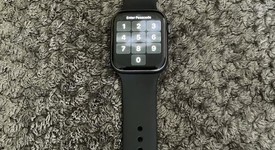 Good
													Apple Watch Series 5 44mm - Gray, A2093 - GPS, Aluminum, photo 5 of 7