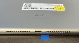 Good
													Apple iPad 6th Gen - Wi-Fi, Gray, 32 GB, A1893, photo 3 of 6