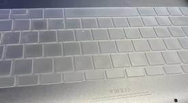 Good
													MacBook Air 2020 - 13" - I7, Silver, 1 TB, 16 GB, photo 5 of 5