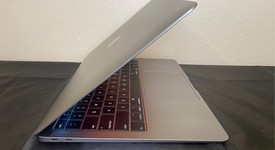 Good
													MacBook Air 2018 - 13" - I5, Gray, 512 GB, 16 GB, photo 3 of 9