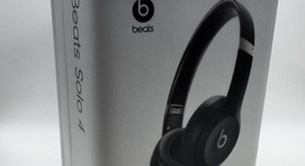 New
													Beats Solo 4 - Black, photo 2 of 4