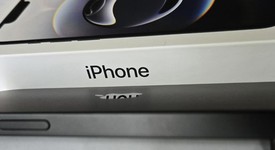 Mint
													Apple iPhone 16e - Boost, Black, 128 GB, A3212, photo 5 of 7