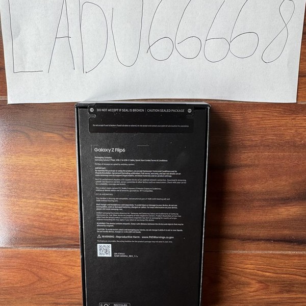 Samsung Galaxy Z Flip6 - Unlocked, 512 GB, Silver, 12 GB, SM-F741U1