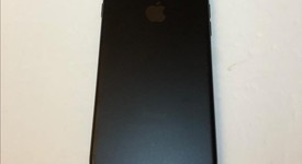 Good
													Apple iPhone 7 - Verizon, Black, 32 GB, A1660, photo 3 of 8