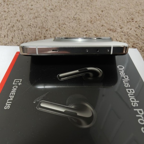 OnePlus 13 - Unlocked, 512 GB, Arctic Dawn, 16 GB