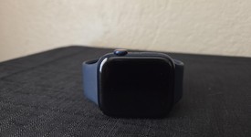 Good
													Apple Watch Series 6 44mm - Unlocked, Blue, A2294 - Cellular, Aluminum, photo 1 of 10