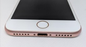Good
													Apple iPhone 7 - Unlocked, Rose Gold, 256 GB, A1778, GSM, photo 4 of 4
