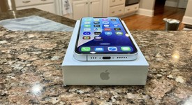 Mint
													Apple iPhone 16e - Mint Mobile, White, 128 GB, A3212, photo 4 of 18