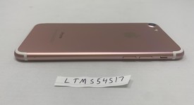 Good
													Apple iPhone 7 - Verizon, Rose Gold, 32 GB, A1660, photo 4 of 6