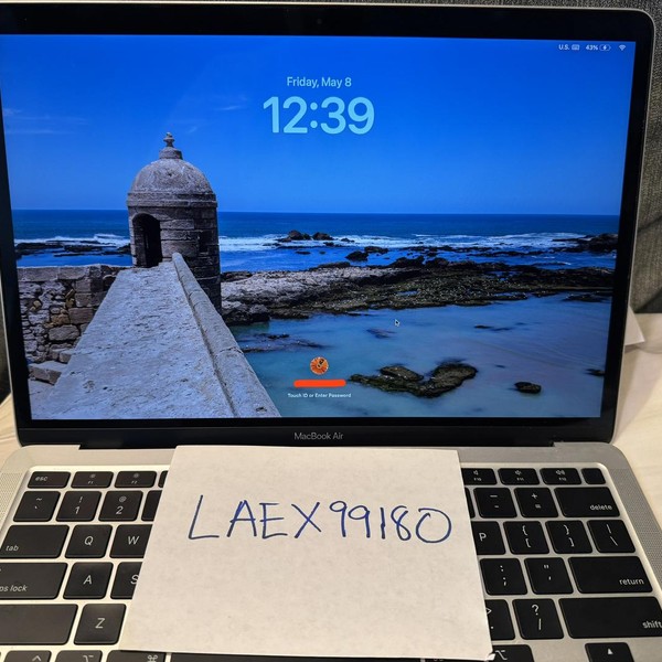 MacBook Air 2020 - 13 inch - 512 GB, Silver, 8 GB, Apple M1
