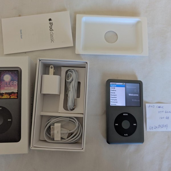 Apple iPod Classic 7th Gen 2009 - 160 GB, Black
