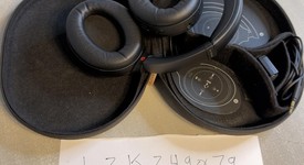 Used
													Sony WH-1000XM4 - Black, photo 4 of 4