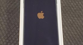 Mint
													Apple iPhone SE 2nd Gen 2020 - Unlocked, Black, 64 GB, A2275, photo 2 of 2
