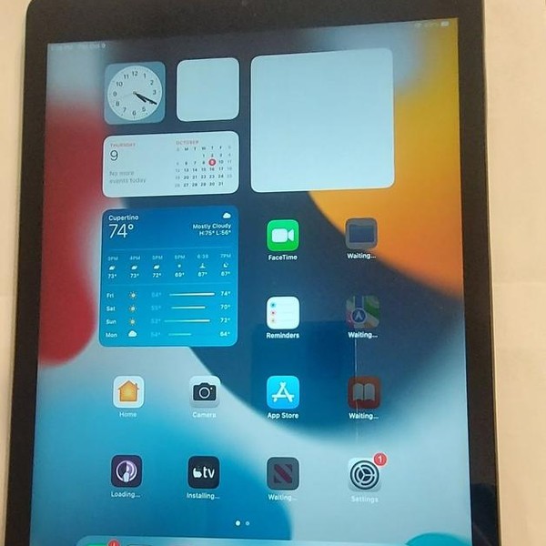 Apple iPad 7th Gen - Wi-Fi, 32 GB, Gray, A2197