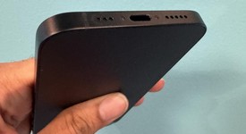 Mint
													Apple iPhone 16e - Boost, Black, 128 GB, A3212, photo 3 of 6