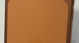 Mint
													Apple iPhone 17 Pro - Verizon, Cosmic Orange, 256 GB, A3256, photo 2 of 12