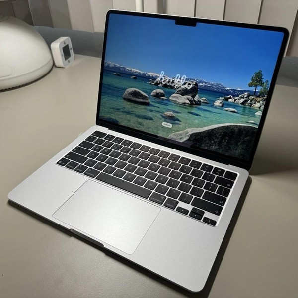 MacBook Air 2026 (M5) - 13 inch - 512 GB, Silver, 24 GB, Apple M5 10-Core (10-core GPU)