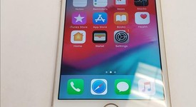 Mint
													Apple iPhone 7 - Verizon, Gold, 128 GB, A1660, photo 1 of 6