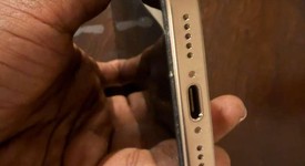 Mint
													Apple iPhone 16 Pro - Unlocked, White, 128 GB, A3083, photo 5 of 9