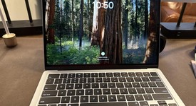 Mint
													MacBook Air 2025 (M4) - 13" - Apple M4, Starlight, 256 GB, 16 GB, photo 1 of 15