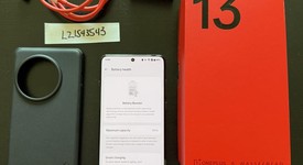 Mint
													OnePlus 13 - Unlocked, Black Eclipse, 512 GB, 16 GB, photo 1 of 10