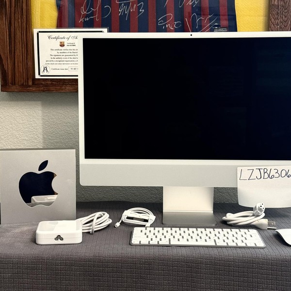 iMac 2021 24 inch - 256 GB, Silver, 8 GB, Apple M1