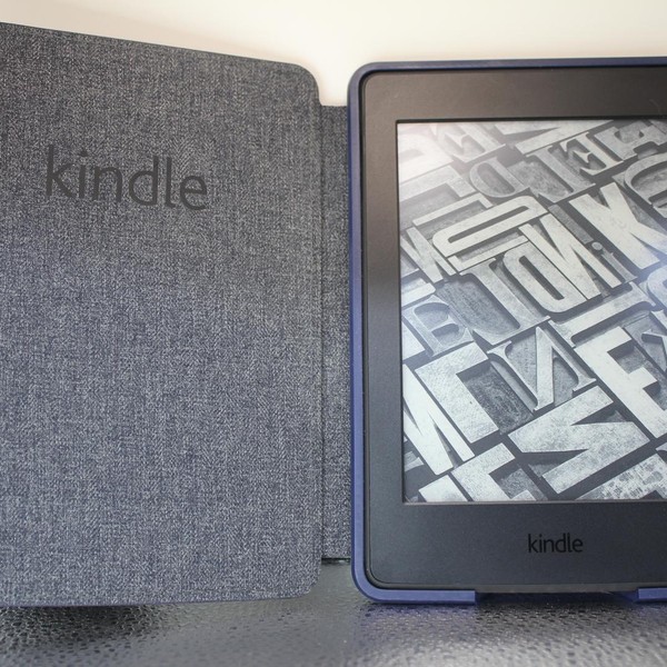 Amazon Kindle Paperwhite 7th Gen - Amazon, 2 GB
