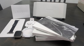 Mint
													Apple Watch Ultra 2 49mm - Unlocked, Natural, A2986, photo 3 of 11