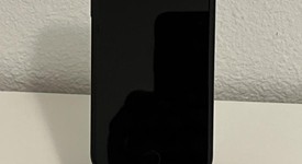 Good
													Apple iPhone SE 2nd Gen 2020 - AT&T, Black, 64 GB, A2275, photo 5 of 5