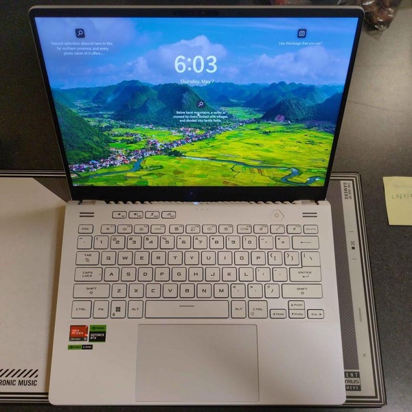 Asus ROG Zephyrus G14 (2023) GA402 - 512 GB, White, 16 GB, AMD Ryzen 9