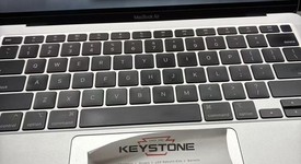 Fair
													MacBook Air 2020 - 13" - Apple M1, Silver, 256 GB, 8 GB, photo 5 of 8