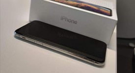 Good
													Apple iPhone Xs - AT&T, Silver, 256 GB, A1920, photo 2 of 9