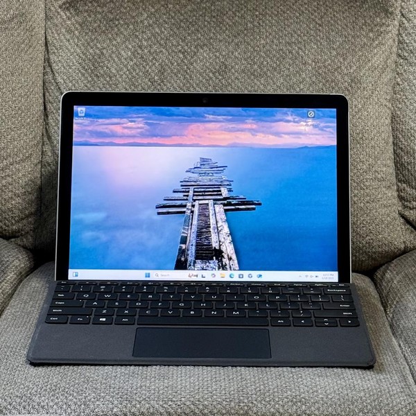 Microsoft Surface Go 3 - Wi-Fi, 64 GB, Platinum, 4 GB, Intel Pentium