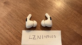Used
													Apple AirPods Pro - Wireless Case, photo 6 of 6