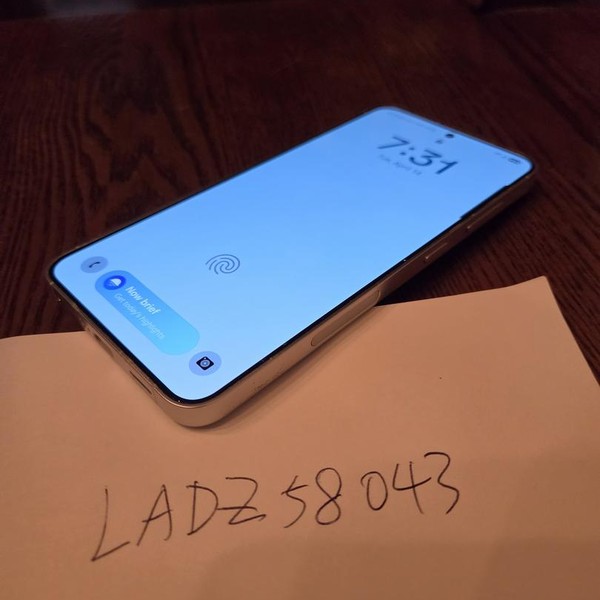 Samsung Galaxy S24 - T-Mobile, 256 GB, Gray, 8 GB, SM-S921U