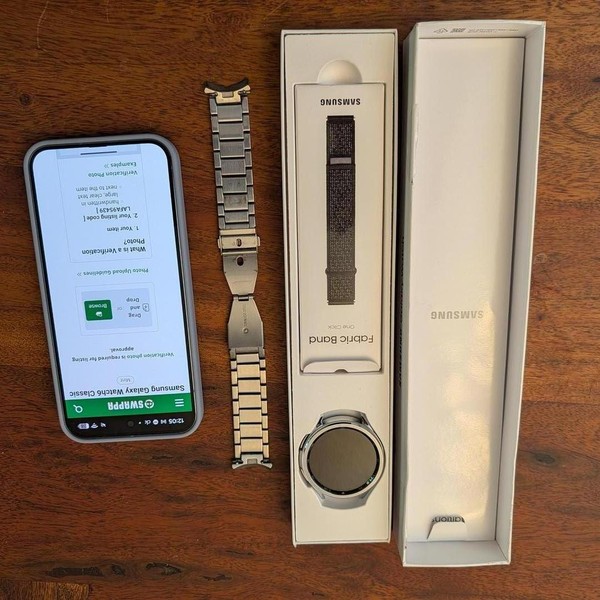 Samsung Galaxy Watch6 Classic - Wi-Fi, Silver, 47mm