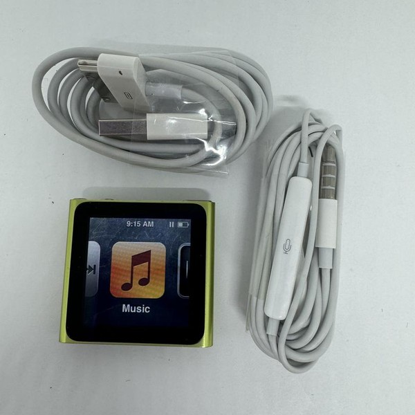 Apple iPod Nano 6th Gen - 8 GB, Green