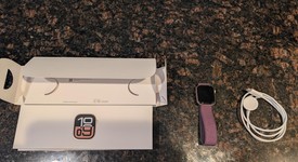 Good
													Apple Watch Series 10 42mm - Rose Gold, A2997 - GPS, Aluminum, photo 5 of 6