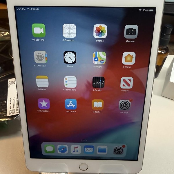 Apple iPad Mini 3 - Wi-Fi, 16 GB, Silver, A1599