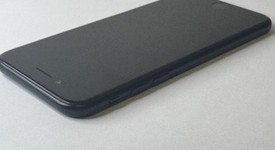 Good
													Apple iPhone SE 2nd Gen 2020 - Unlocked, Black, 64 GB, A2275, photo 3 of 7