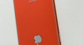 Good
													Apple iPhone Xr - Unlocked, Coral, 64 GB, A1984, photo 3 of 9