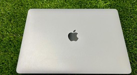 Fair
													MacBook Air 2020 - 13" - I5, Silver, 256 GB, 8 GB, photo 3 of 8