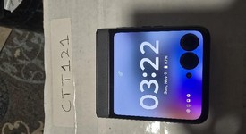 Good
													Motorola Razr (2024) - Unlocked, Gray, 256 GB, 8 GB, photo 5 of 8